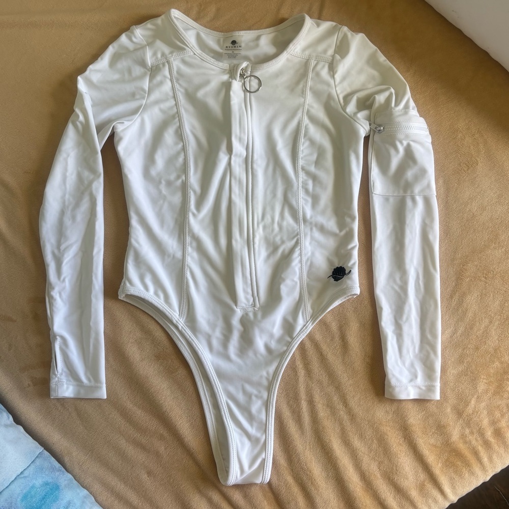One piece NWOT Ryswim Hawaii